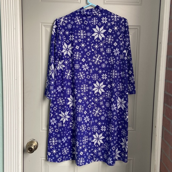 Blue Snowflake Patterned - Picture 4 of 4